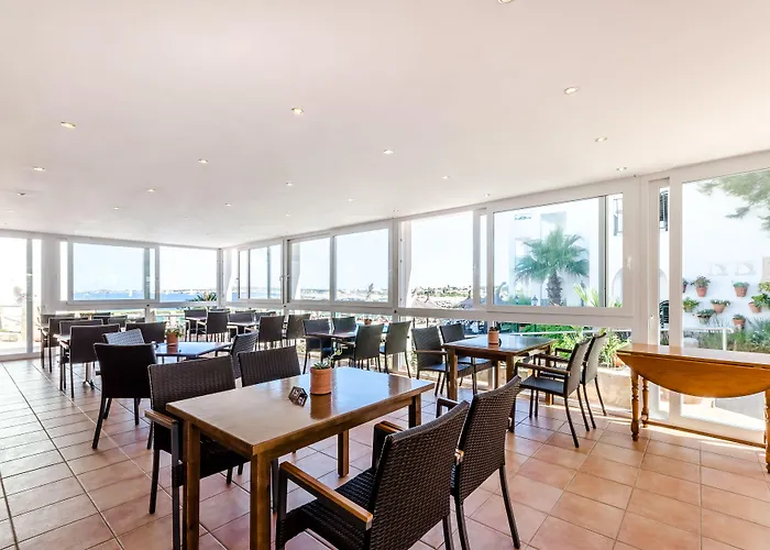 Blancala 2* Cala Blanca (Menorca)