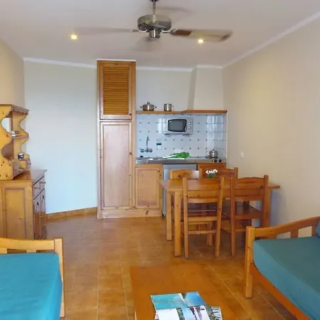 アパートホテル アパルタメントス ブランカラ カラ・ブランカ