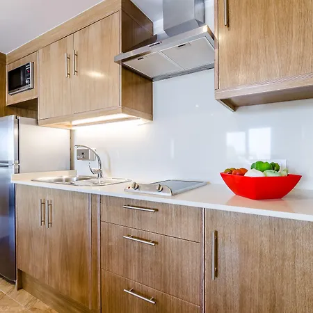 アパルタメントス ブランカラ アパートホテル カラ・ブランカ