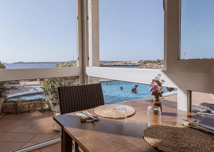 Ξενοδοχείο με διαμερίσματα Blancala Κάλα Μπλάνκα